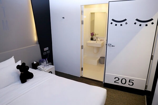 SUPERIOR ROOM 8 HOURS  Sleep box by Miracle en Bangkok