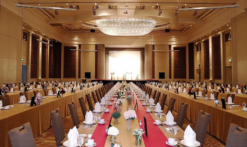  Miracle Grand Convention Hotel Bangkok