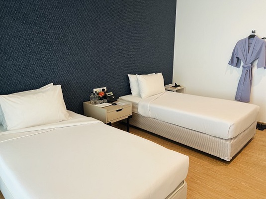 Prices start from THB 3,000 Miracle Group