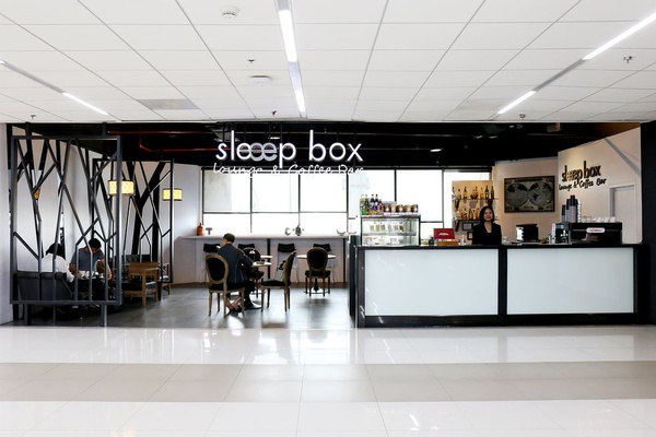 LOUNGE AND COFFEE BAR Sleep Box by Miracle Bangkok LOUNGE AND COFFEE BAR Sleep Box by Miracle Bangkok