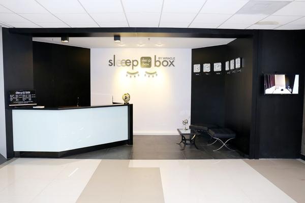24-HOUR FRONT DESK Sleep box by Miracle Bangkok 24-HOUR FRONT DESK Sleep box by Miracle Bangkok