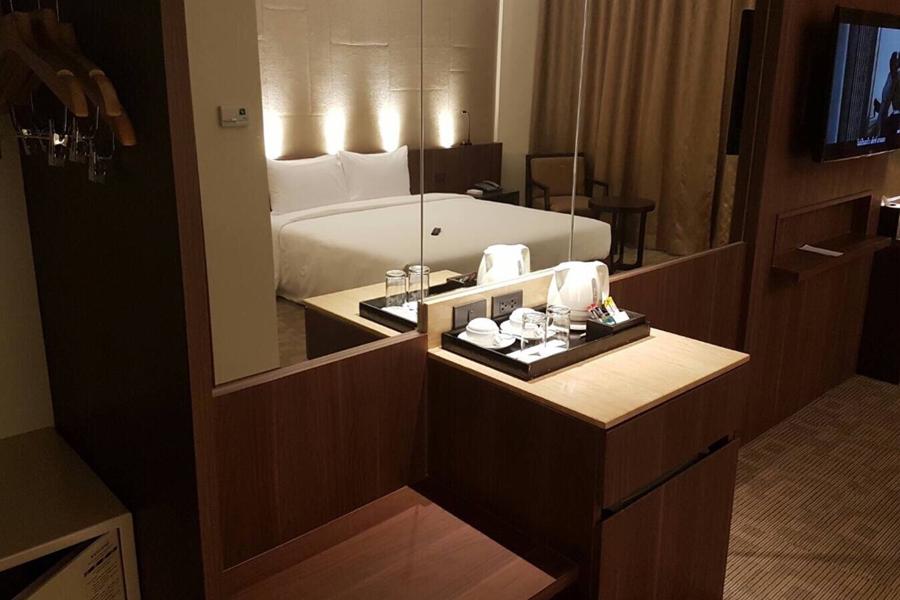 Superior Room Louis´ Tavern By Miracle