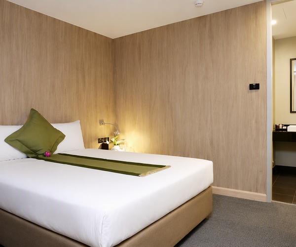 SUPERIOR ROOM 1 HOUR