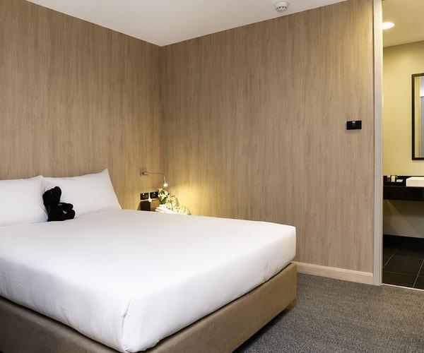 SUPERIOR ROOM 3 HOURS
