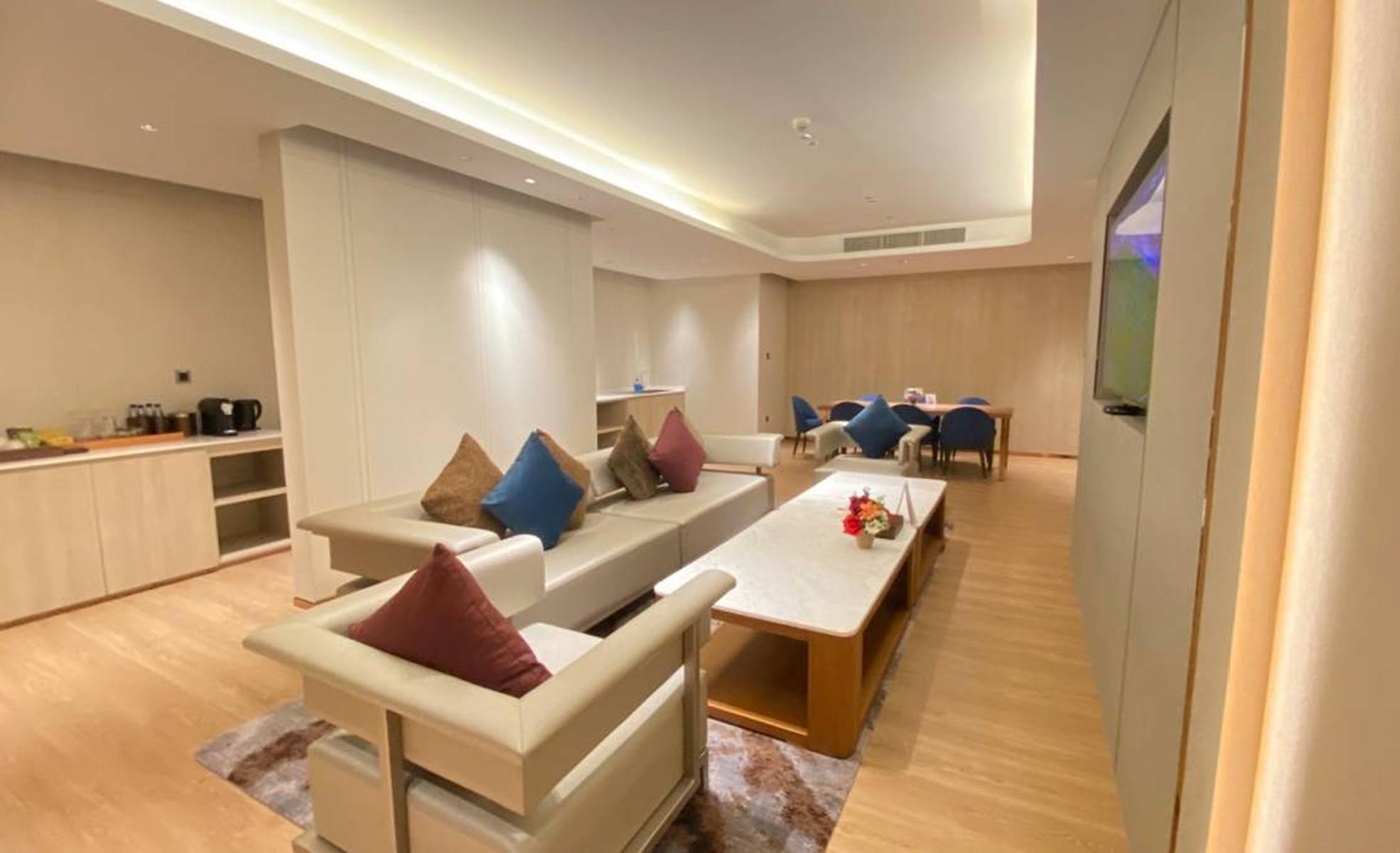 Asawin Grand Suite 2 Rooms Asawin Grand Convention Hotel