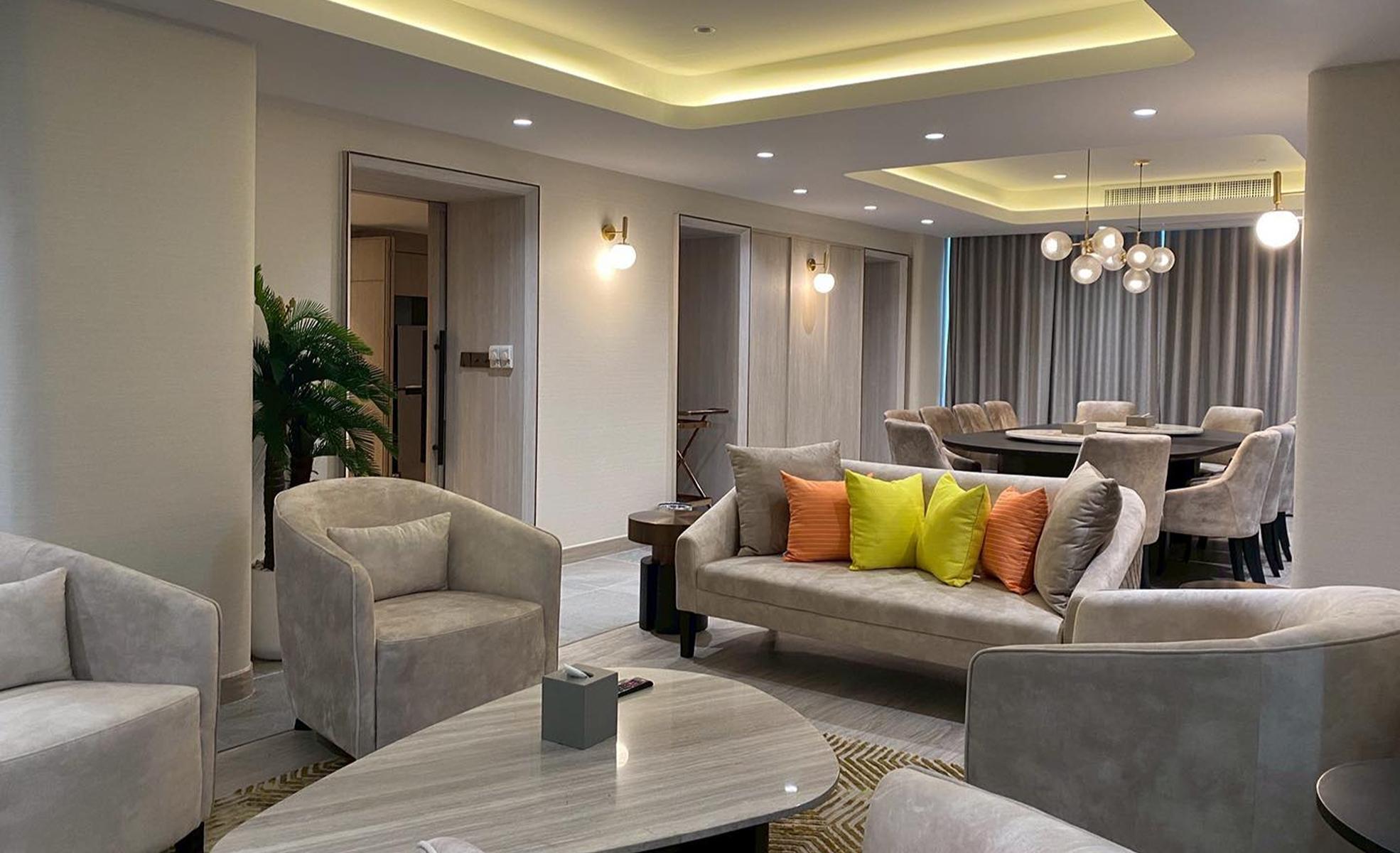Business Suite 5 Miracle Grand Convention