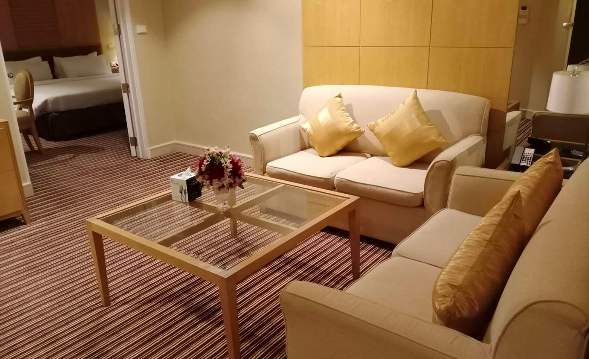 Executive Suite 3 Miracle Grand Convention