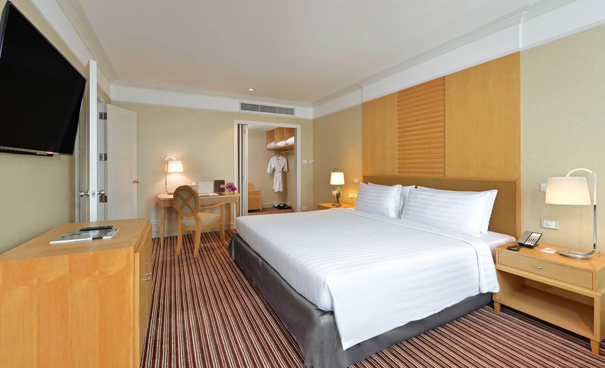 Executive Suite Miracle Grand Convention