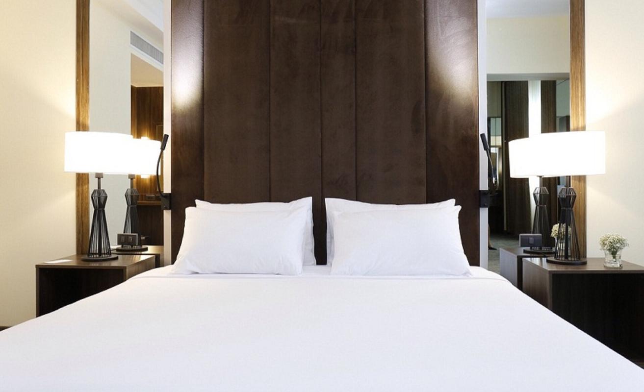 Junior Suite Junior Suite Louis Tavern By Miracle Bangkok