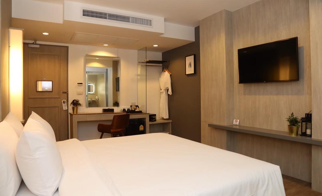 Bedroom Miracle Suvarnabhumi Airport Bedroom Miracle Suvarnabhumi Airport Miracle Hotel Group Bangkok