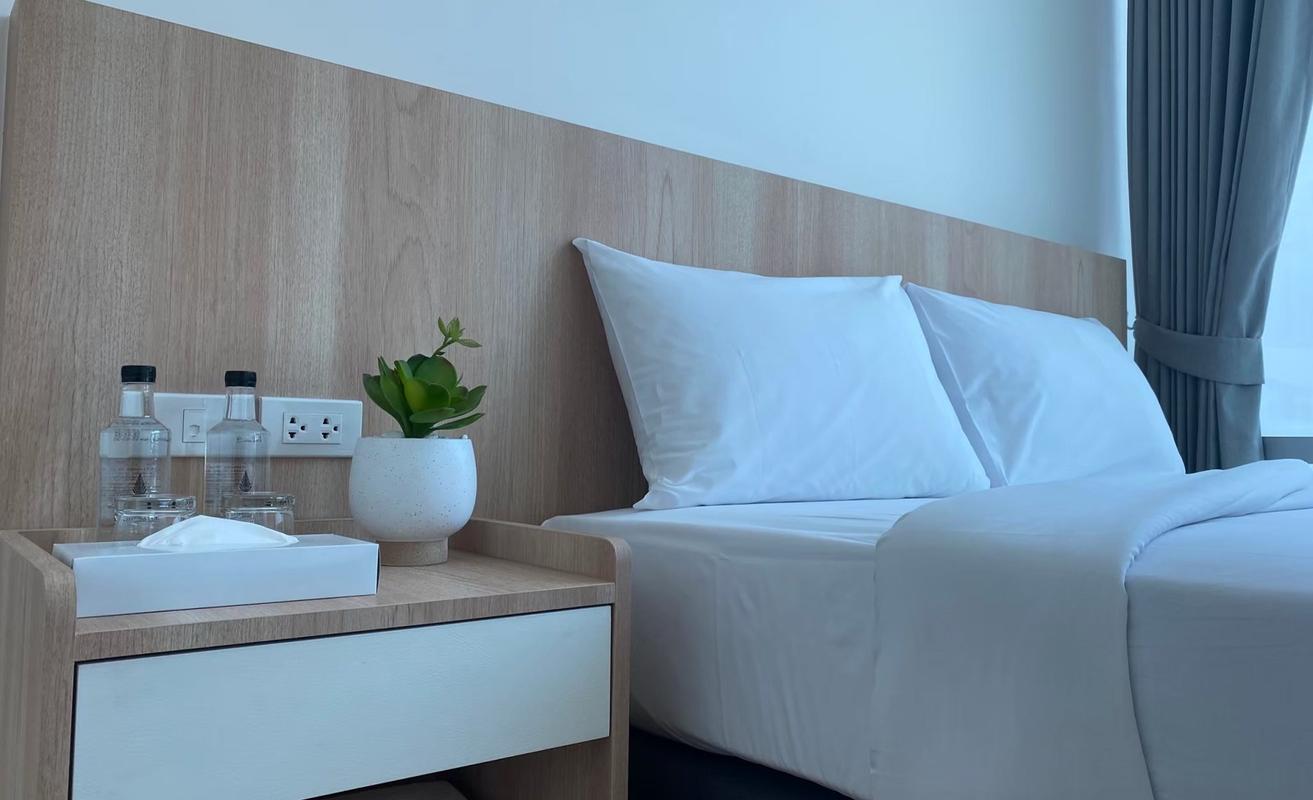 Bedroom Prime Sleep by Miracle Miracle Hotel Group Bangkok Bedroom 3 Prime Sleep by Miracle Miracle Hotel Group Bangkok